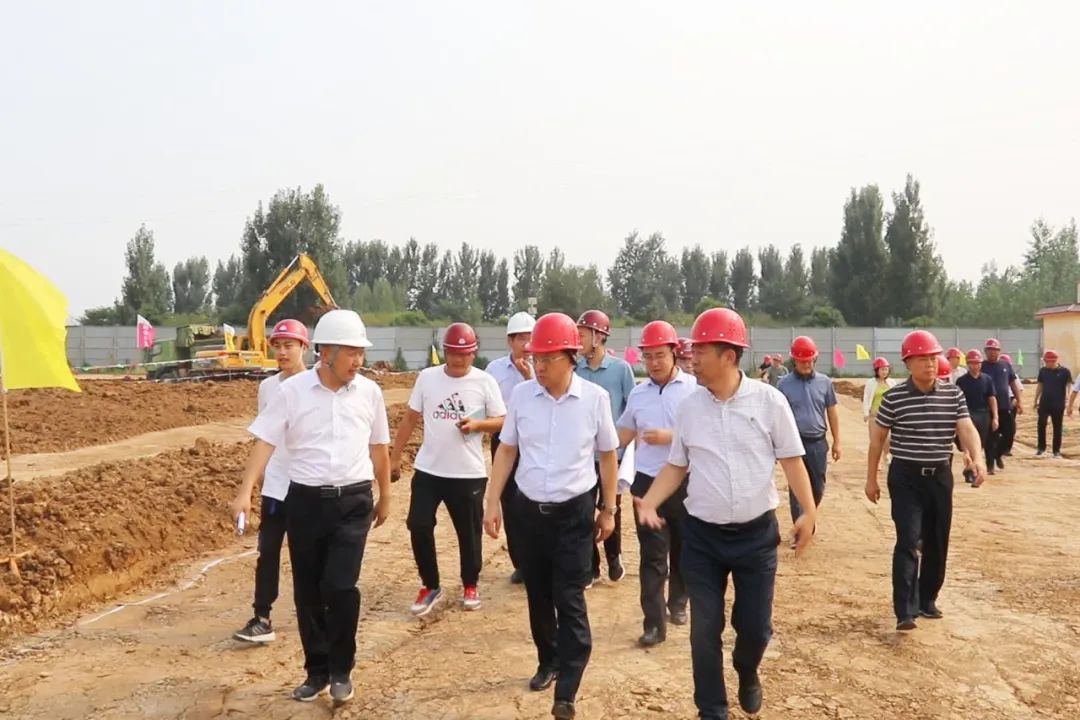 劉宏濤副市長到棗莊市中心城區城鄉供水一體化項目現場辦公并召開項目推...